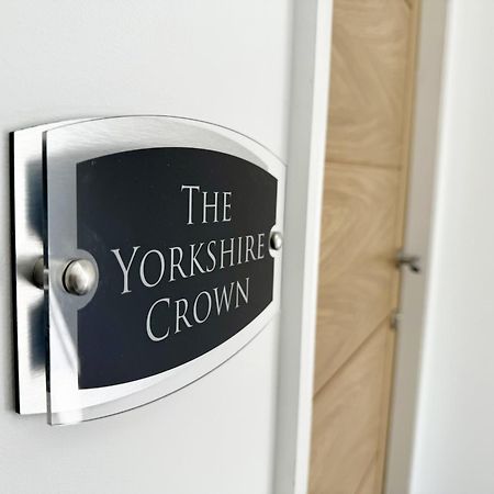 The Yorkshire Crown - Luxury Apartment - Free Parking Nearby Harrogate Exterior foto